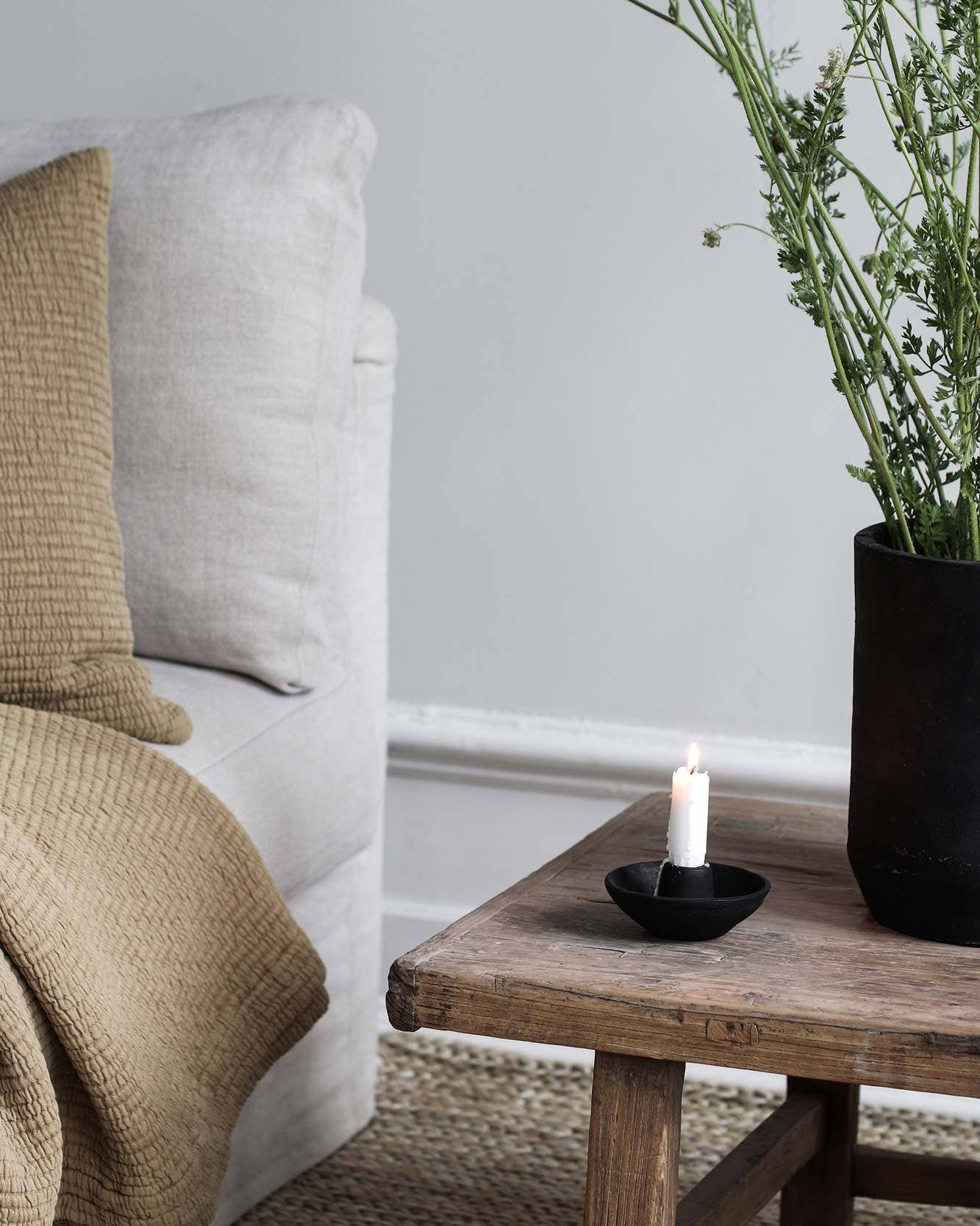 Toulouse candle holder