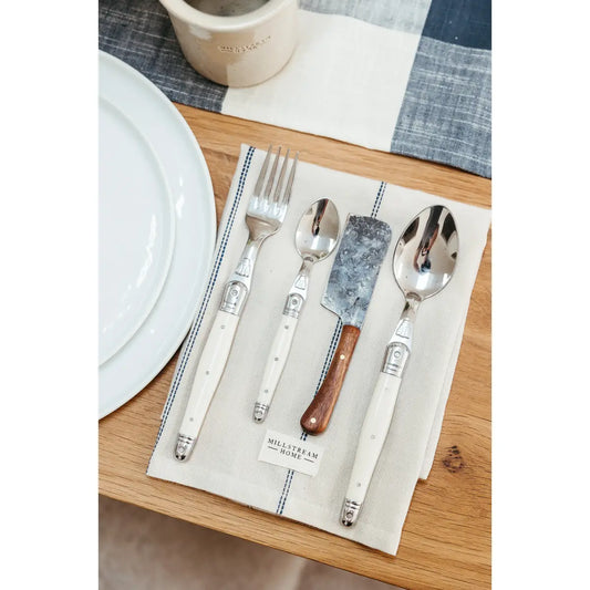 The Hand-Forged Spreader Walnut