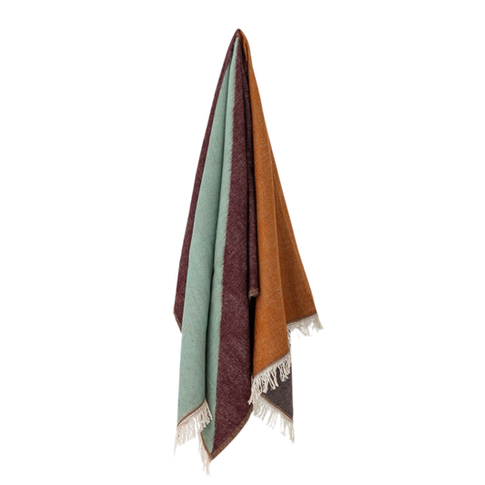 Ava Throw