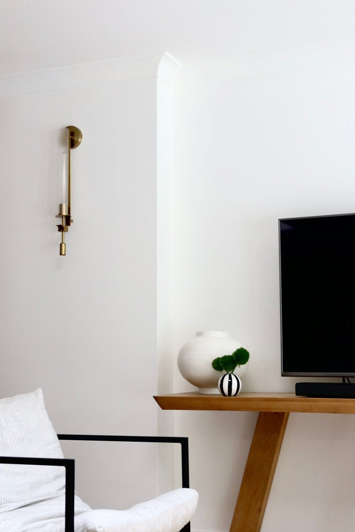 Eja Vase