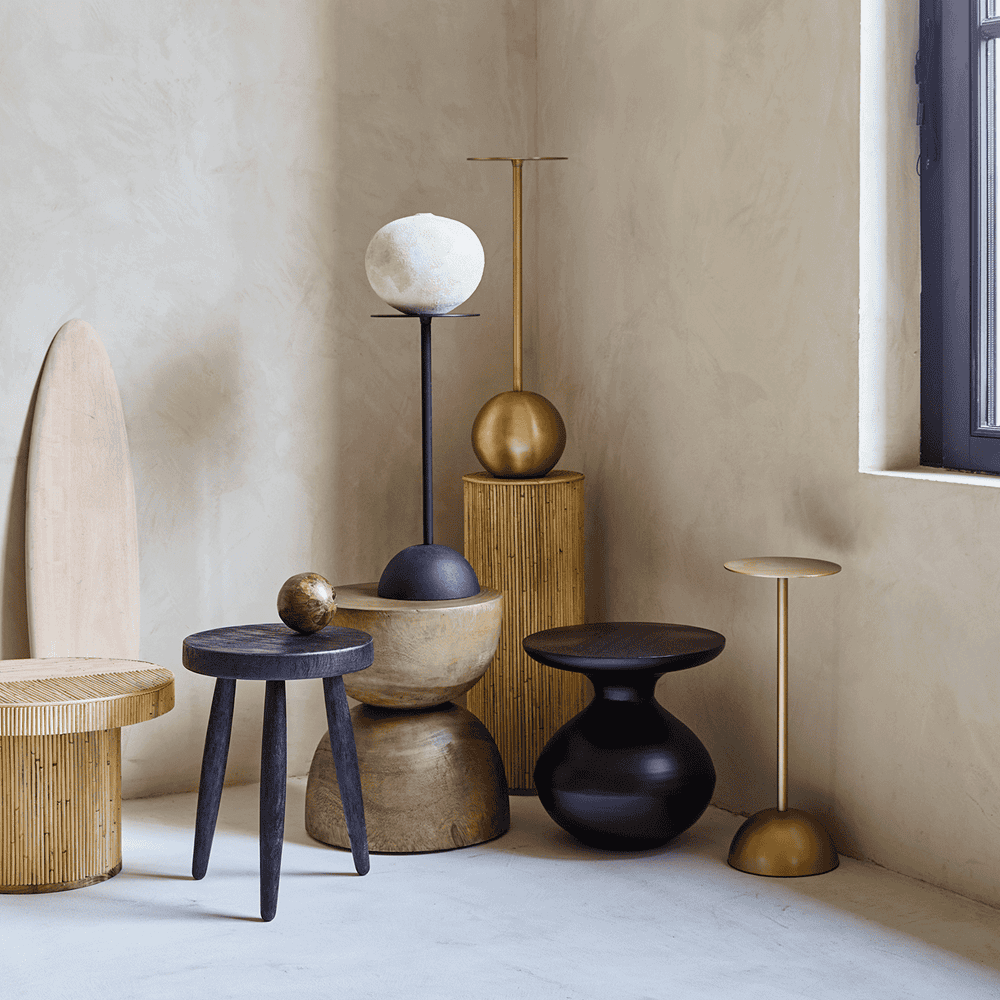 Black Side Table 02