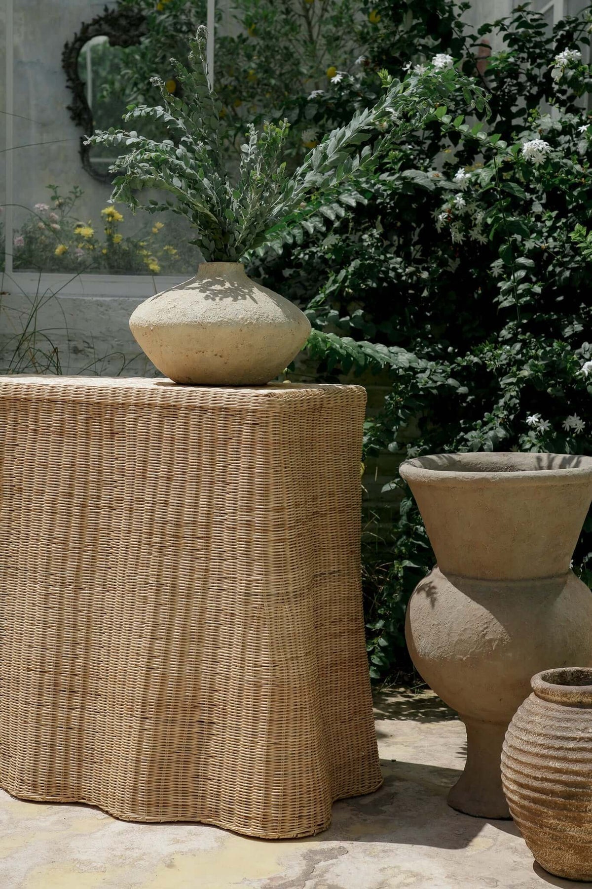 Agatha Pot