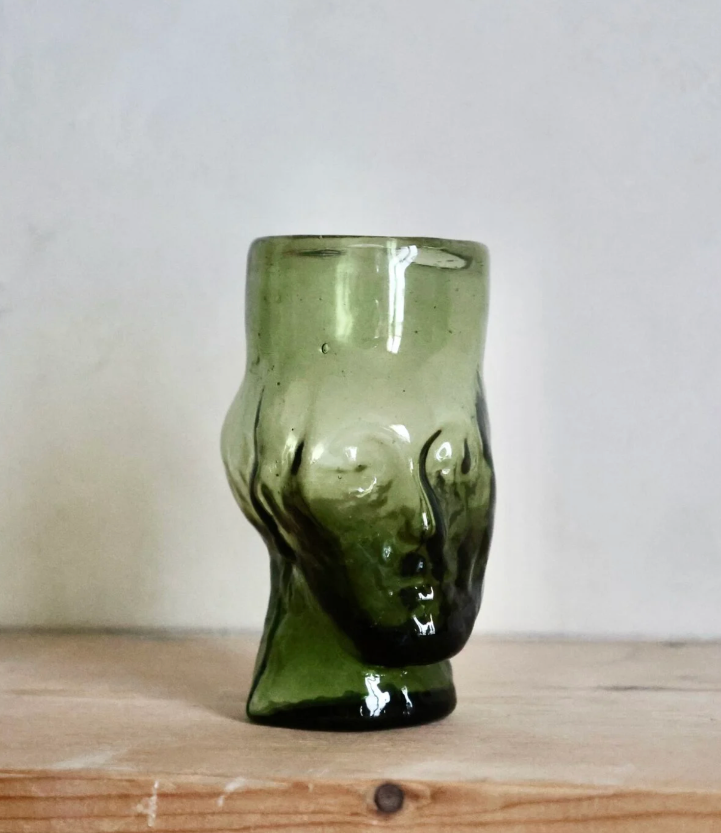 The Philosopher’s Glass Vert Fumé