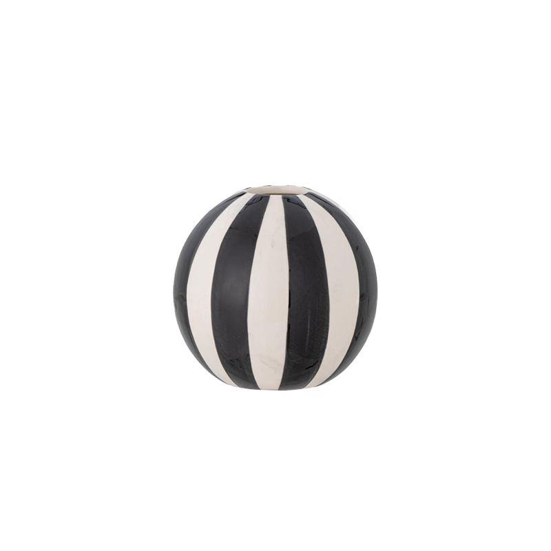 Eja Vase