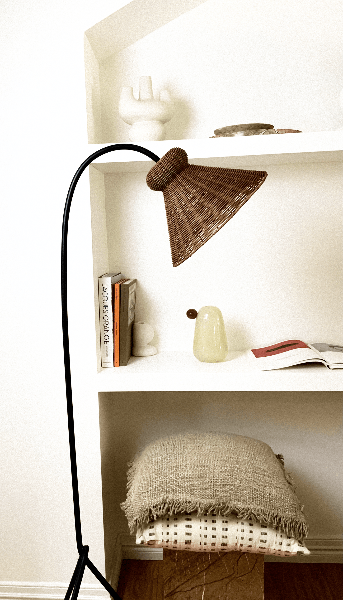 Flexure Floor Lamp