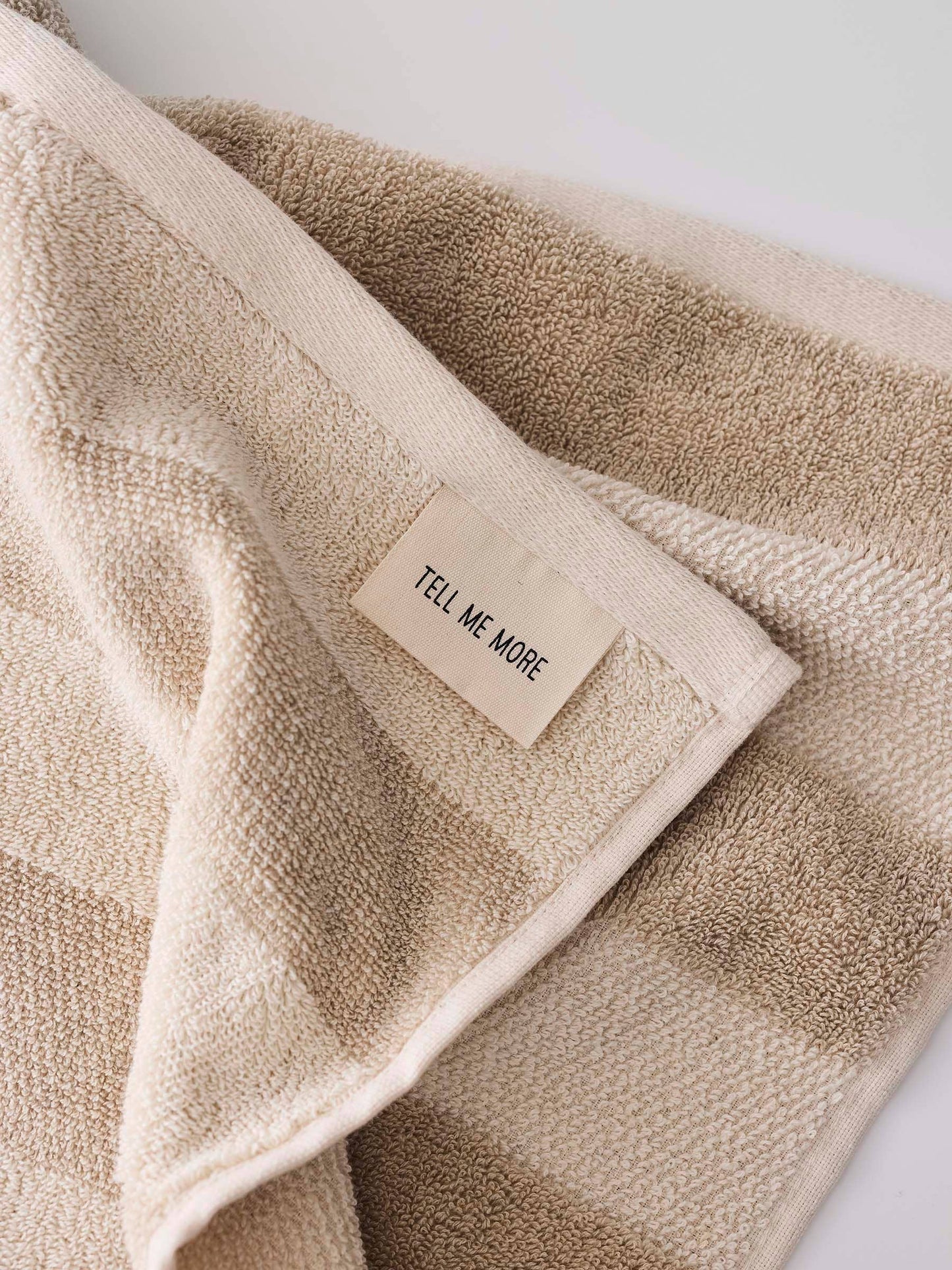 Cleo hand towel