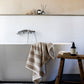 Cleo hand towel