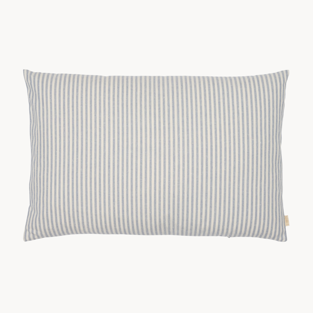 Nautilus Cushion dusty blue